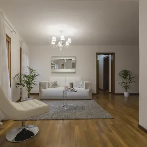 Benedetto Marcello Appartement