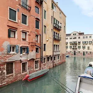 Cannaregio Canal View - Marco Polo Venezia